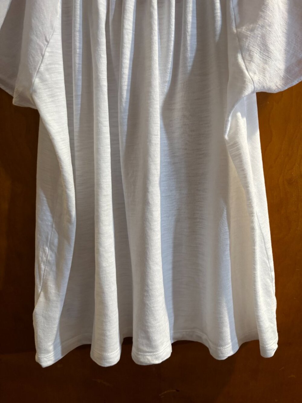 GAP Women white short flutter sleeve tee SZ: L - Picture 8 of 11